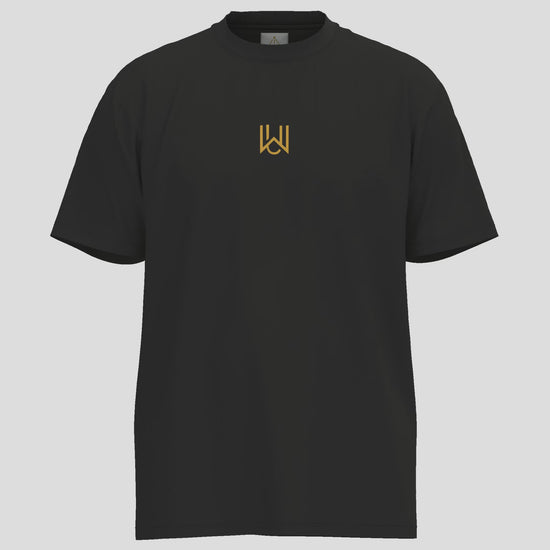 Produktvideo: WAKE UP Classic T-Shirt in Schwarz – 3D-Ansicht mit goldenen Stickdetails